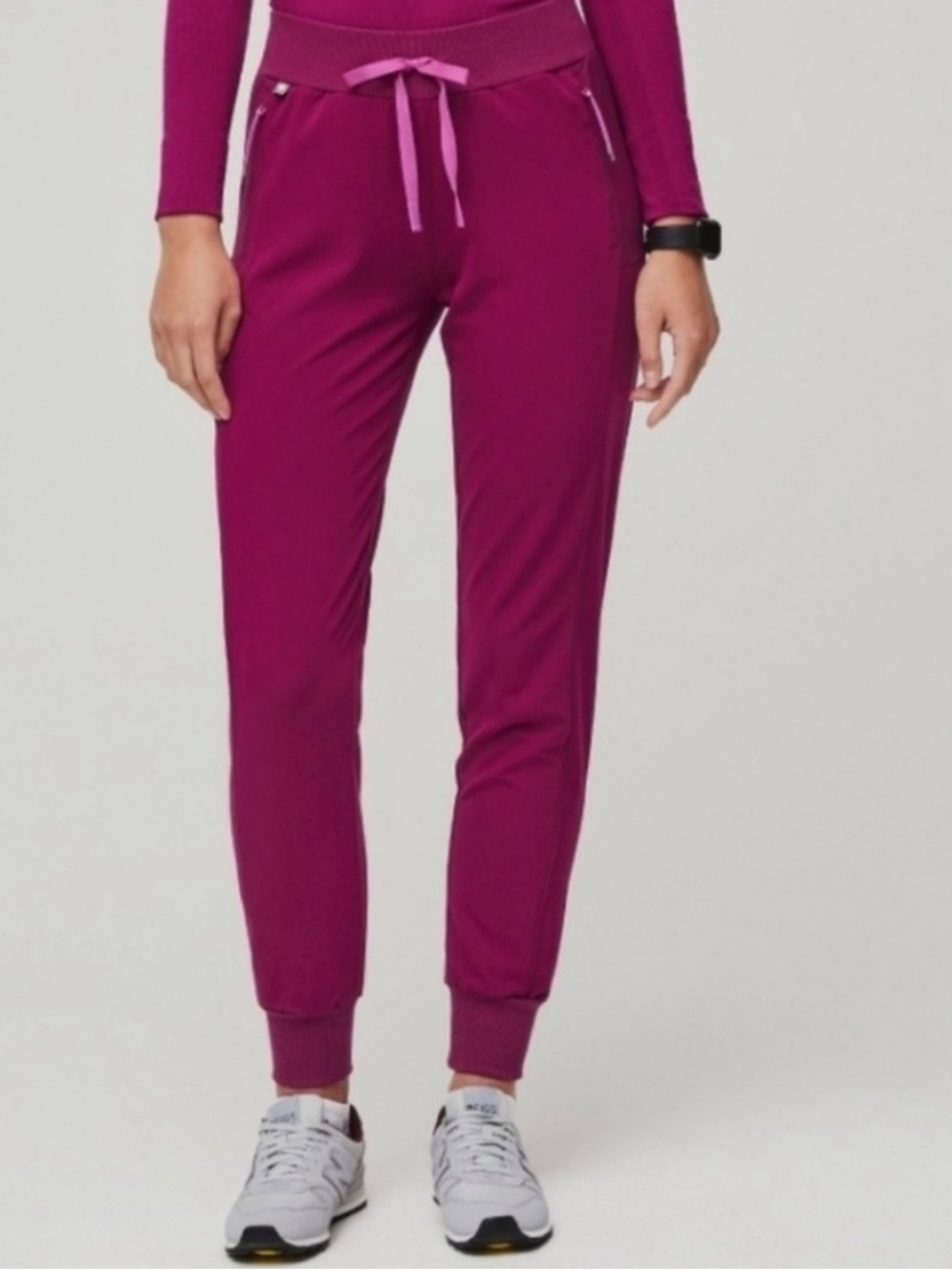 Figs Women's Magenta Track Joggers